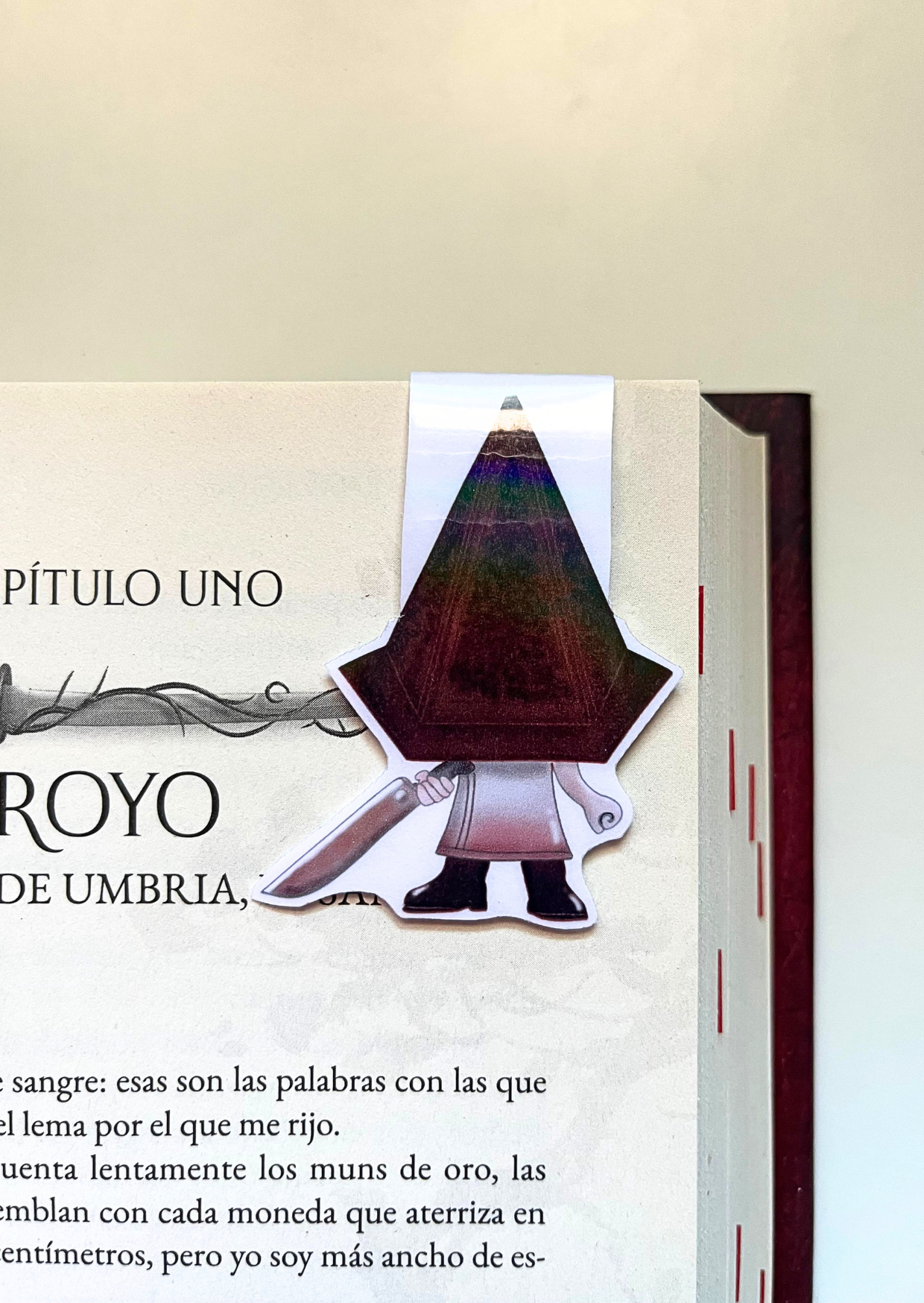 SILENT READS. Pyramid Head